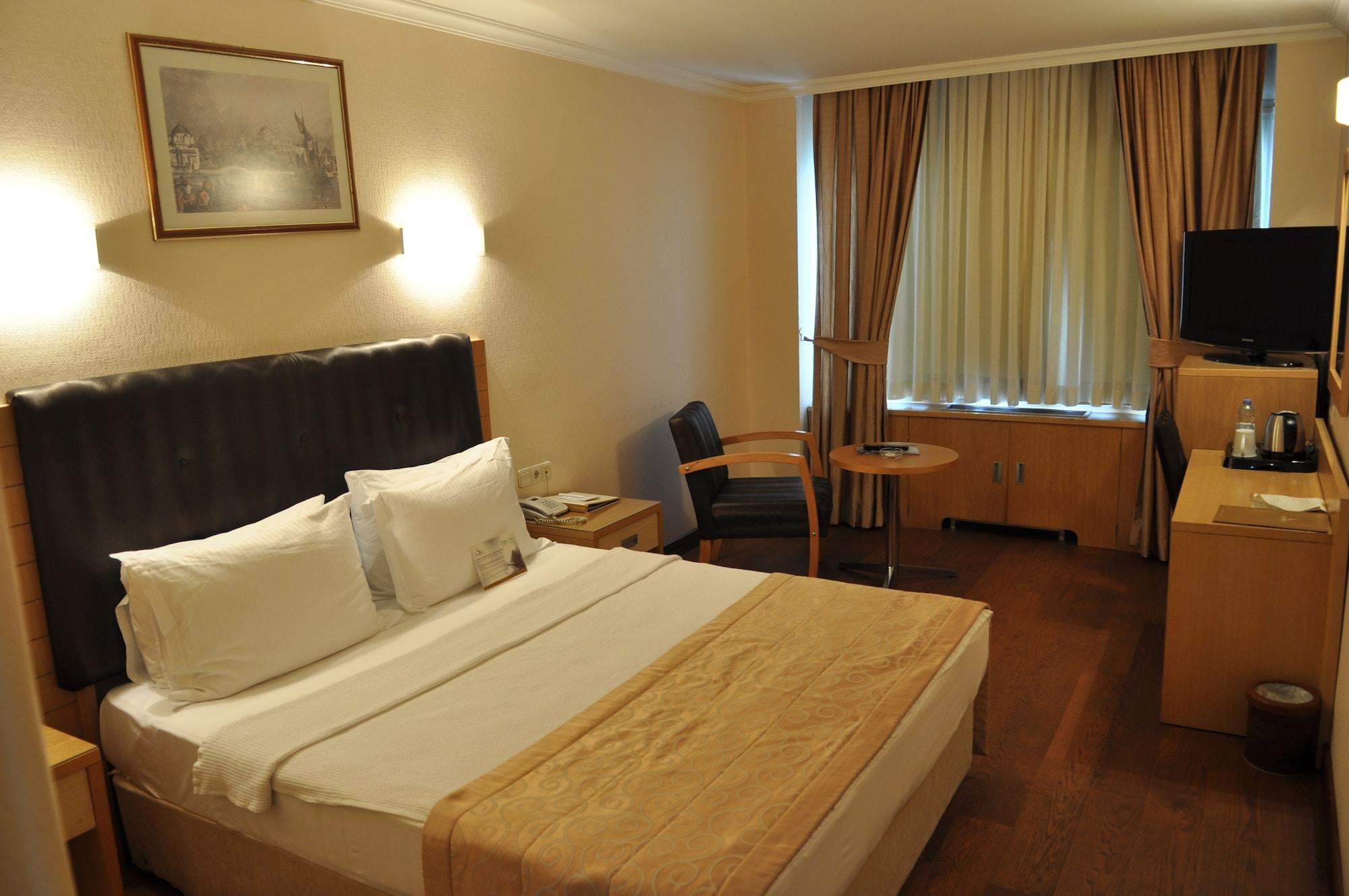 Surmeli Adana Hotel Exteriör bild