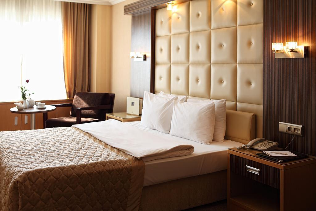 Surmeli Adana Hotel Exteriör bild