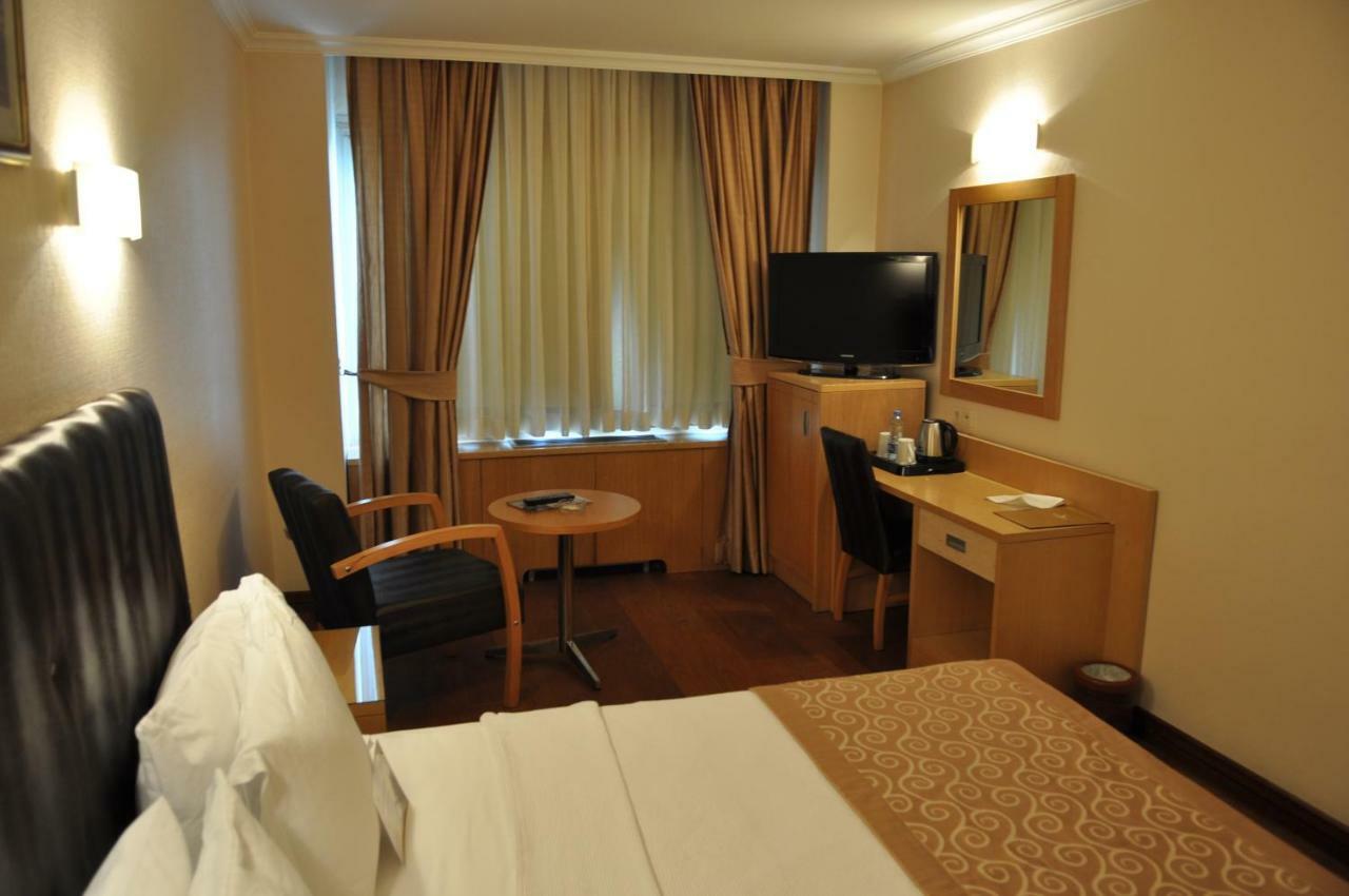 Surmeli Adana Hotel Exteriör bild